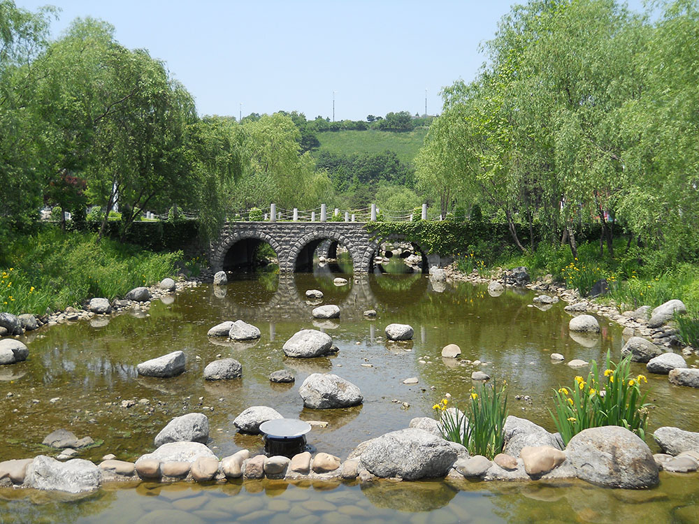 홍제천에서 상암동 월드컵공원(World Cup Park)까지