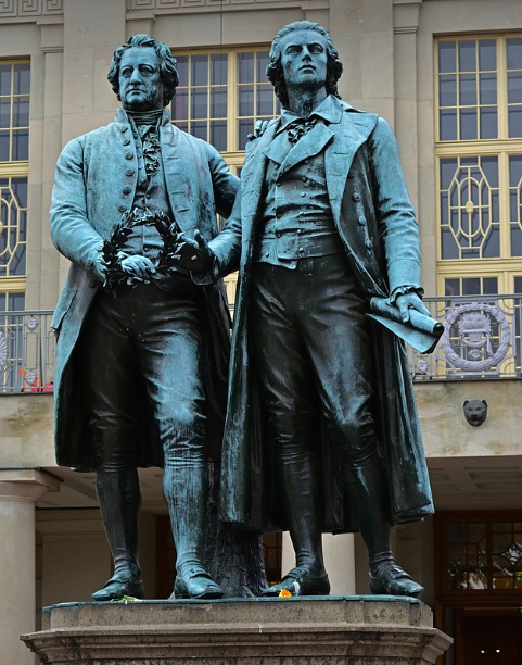 괴테 동상의 모습