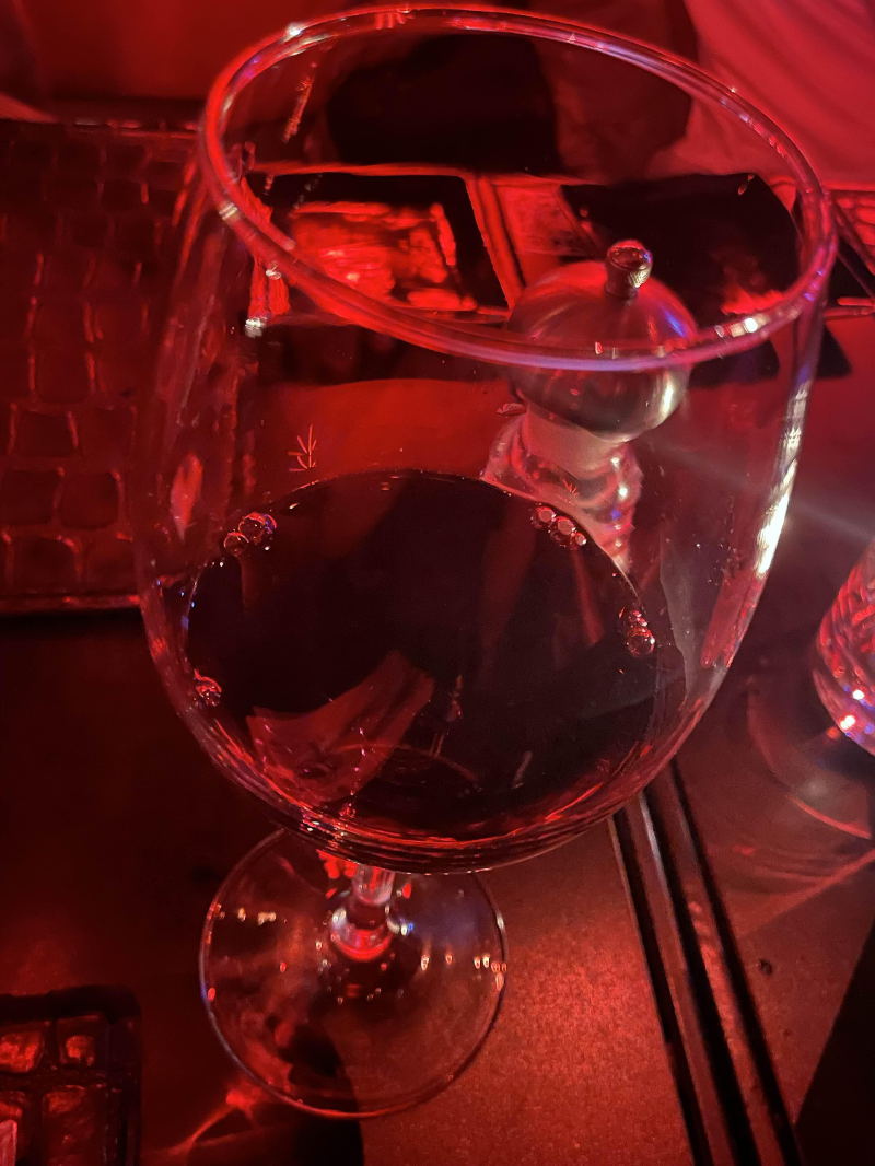 바르셀로네타 해변 번화가 와인한잔