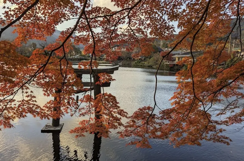 유후인-텐소신사