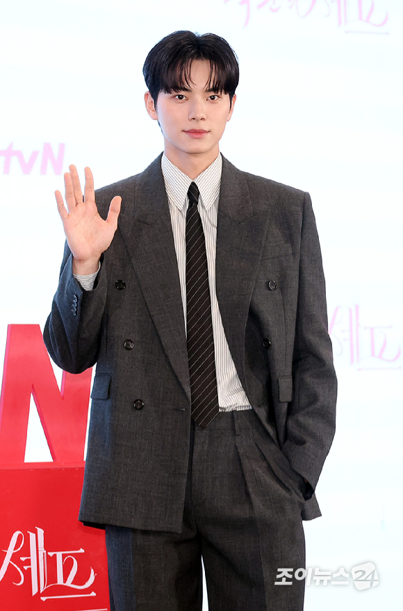배우 이채민이 19일 오후 서울 구로구 더 세인트에서 열린 tvN 새 토일드라마 '폭군의 셰프' 제작발표회에 참석하고 있다. [사진=정소희 기자]