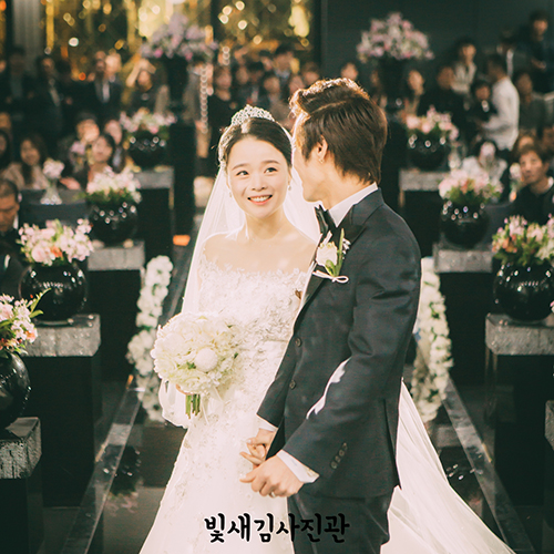 강동 시어터웨딩프라하 본식스냅 서브스냅 추천 후기