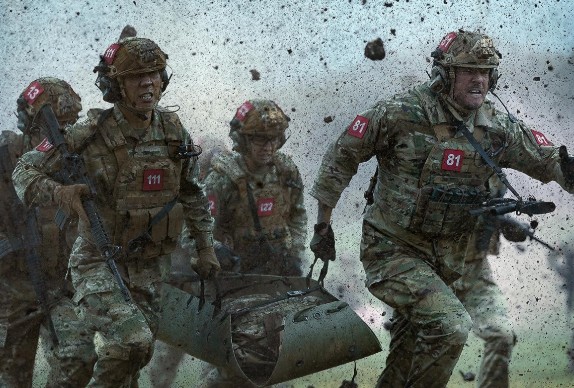 넷플릭스 액션영화 워 머신: 전쟁 기계 다시보기 줄거리 결말 OTT 보는곳