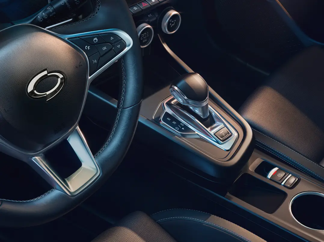 XM3 E-TECH 하이브리드 실내-5