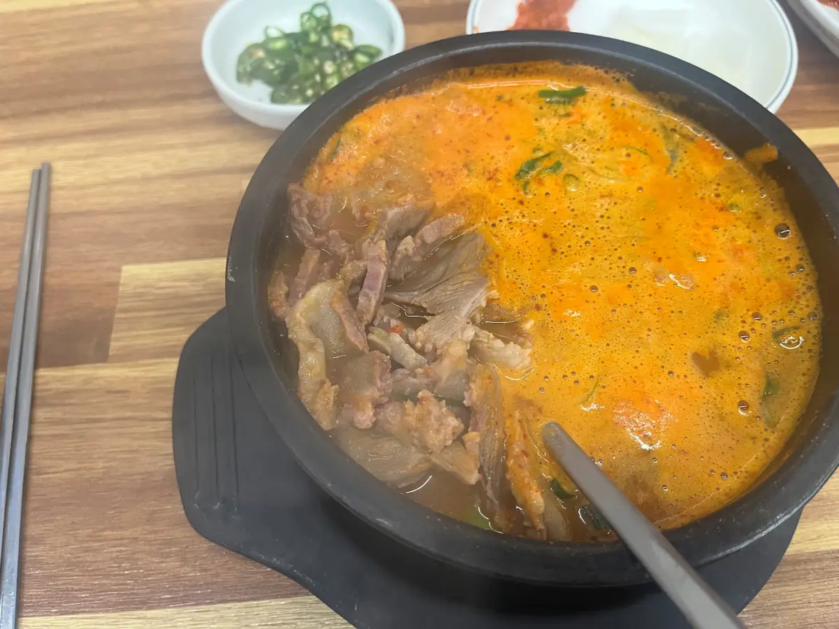 오산-권구성순대국밥-건더기