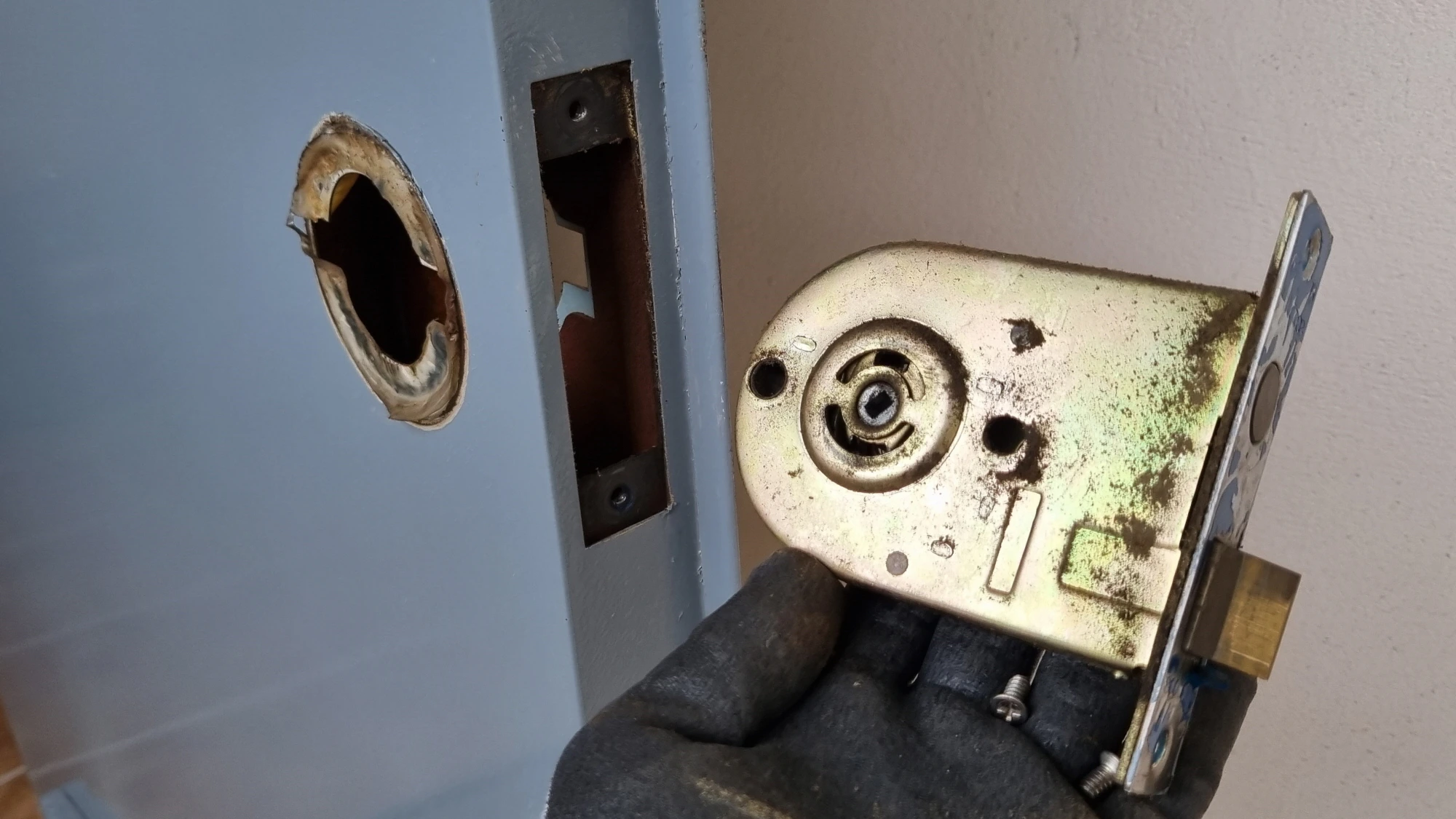 손잡이 분해 모습