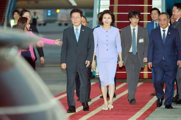 이 대통령 하노이 도착: 베트남 국빈 방문 일정 및 경제 협력 3박 4일 총정리 (2026)