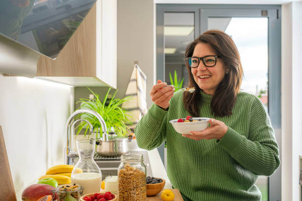 효소 다이어트: 체중 감량을 돕는 숨겨진 비밀!! 체중 감량에 도움이 될까?