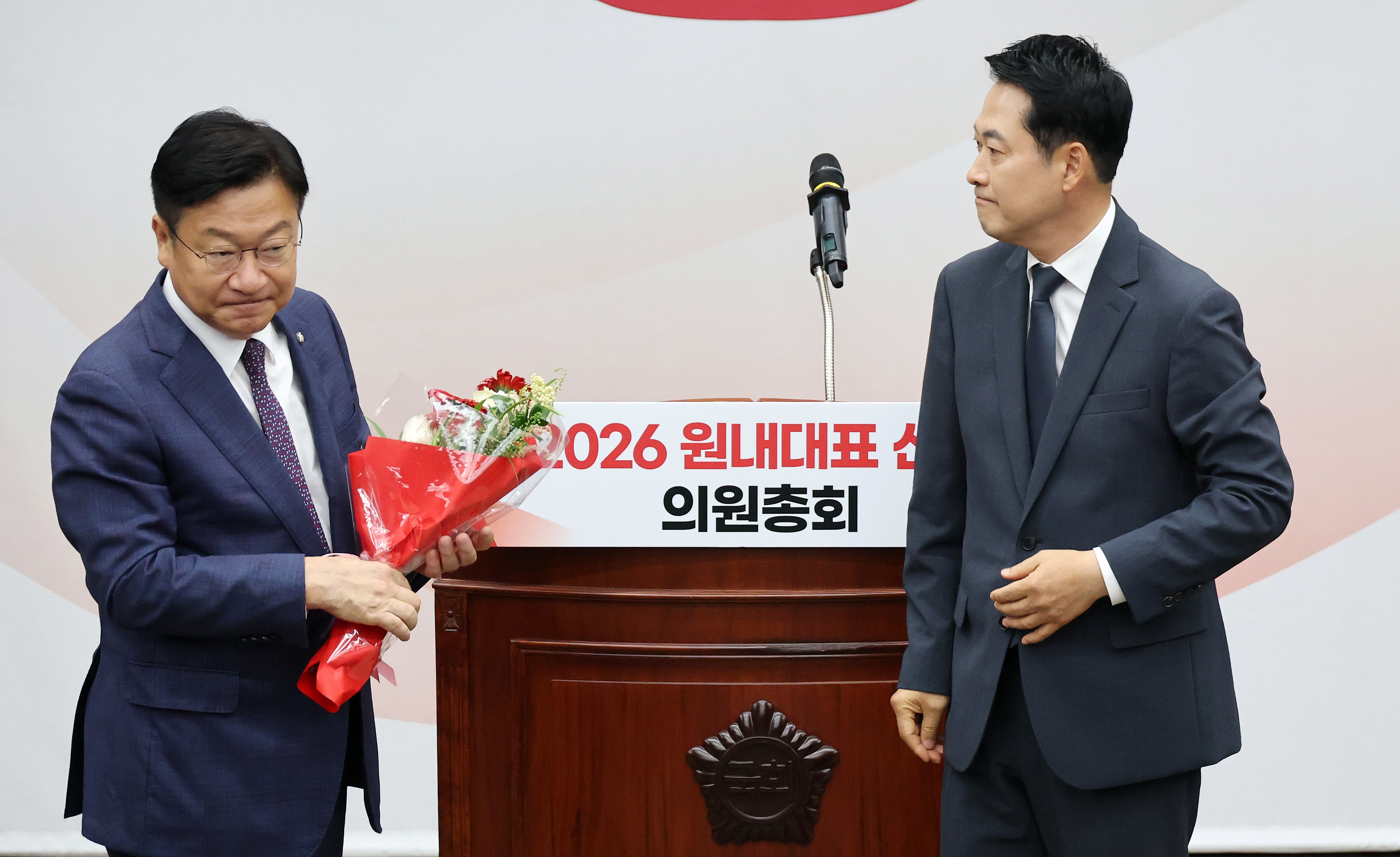 정점식 국회의원 당선: 국민의힘 신임 원내대표 결선 투표 분석과 지선 패배 후 당 수습 및 원 구성 협상 전망