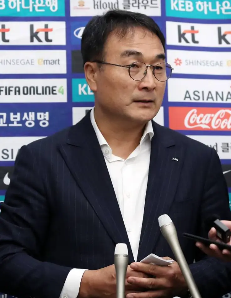 최영일