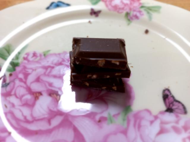 노브랜드 카라멜 아몬드 초콜릿