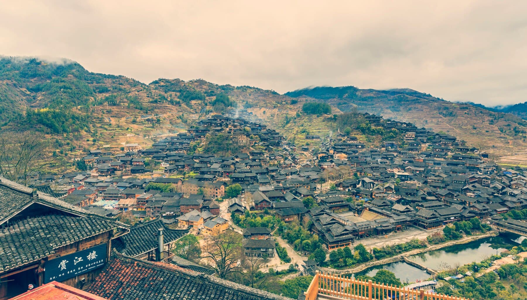 사또의 사치로 굶주린 마을, 백성의 고발은 받아들여졌을까