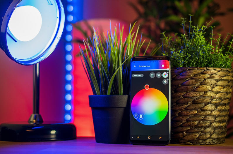 스마트폰으로 스마트스토어 이용 사진