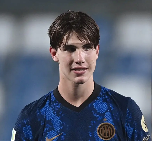 체사레 카사데이-이탈리아선수-5전6득점-한국경계대상선수