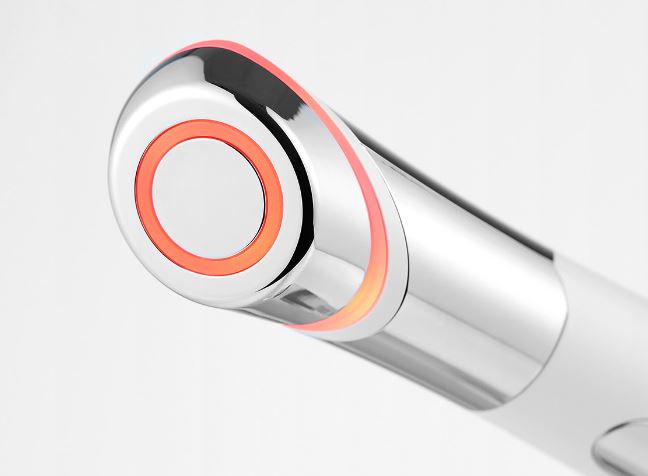 메디큐브-에이지알-에어샷