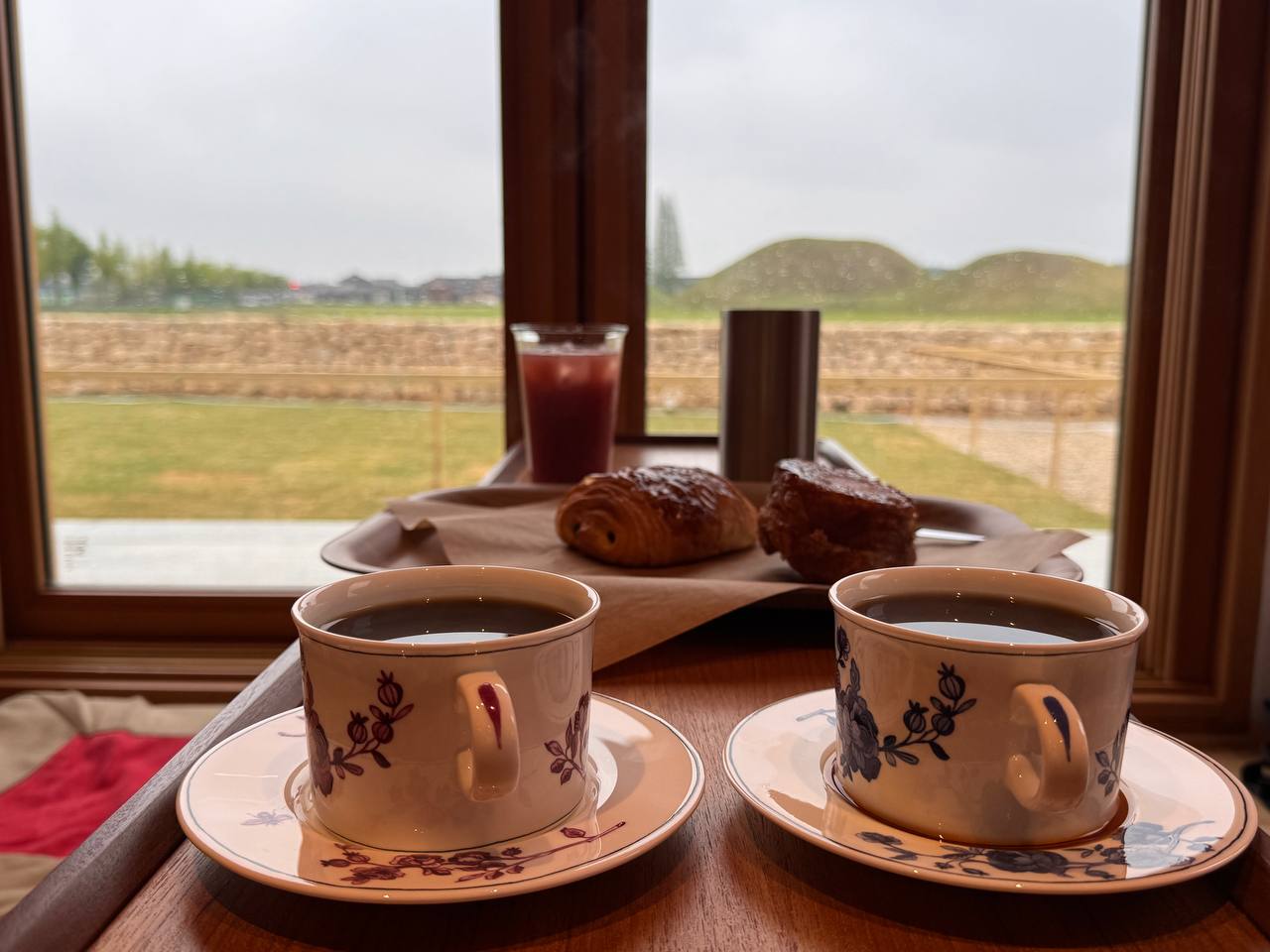 일찍 일어난 새가