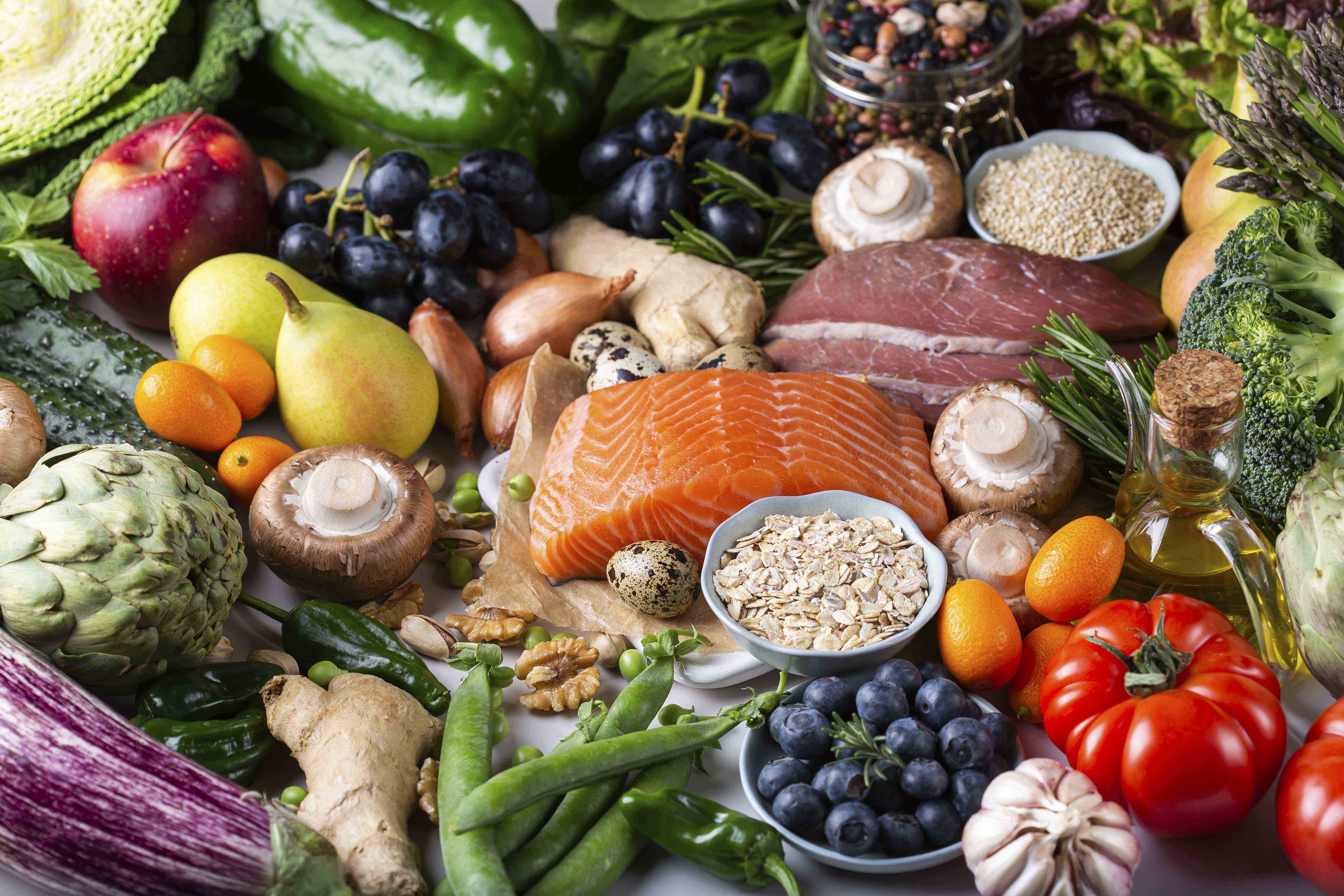 홍시의 효능과 홍시와 함께 먹으면 좋은 음식, 그리고 영양소 살리는 조리법까지