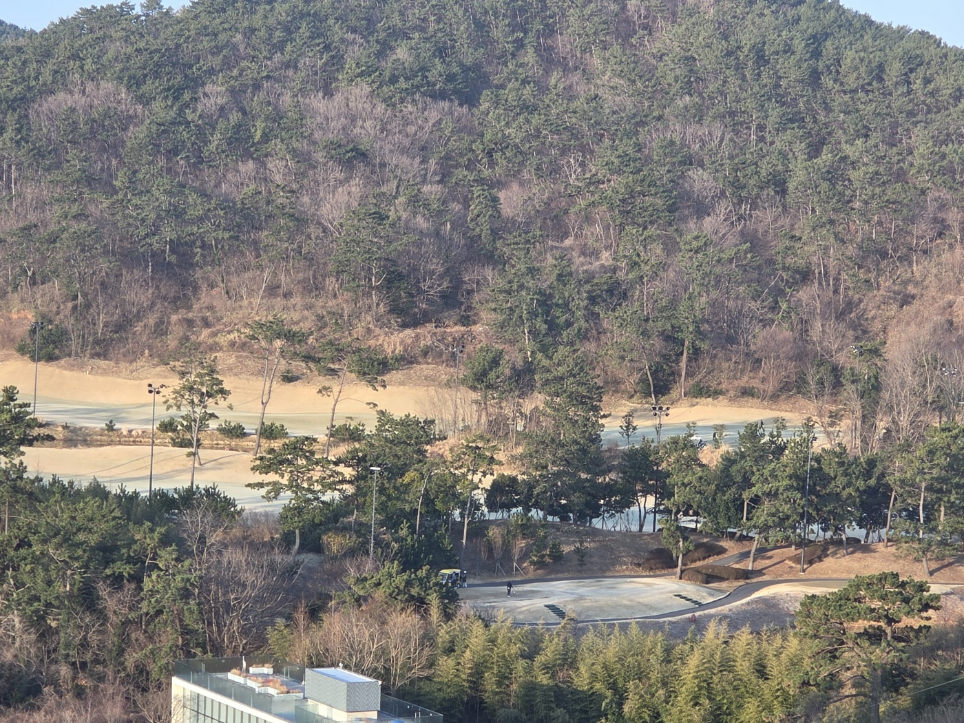 호텔 맞은 편 해운대비치골프장
