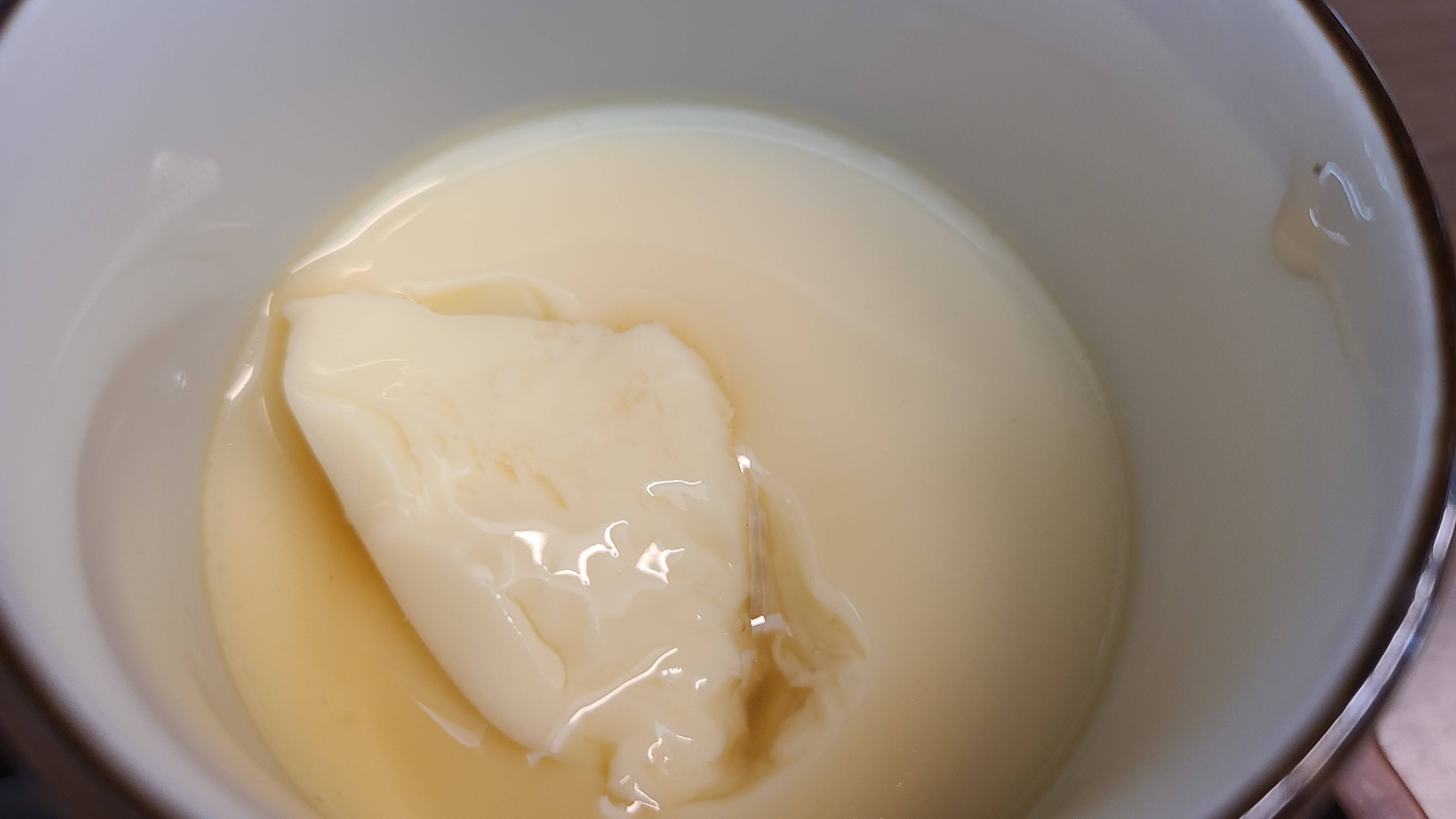 고쉐프의-신선한-초밥-밑반찬-계란찜-맛