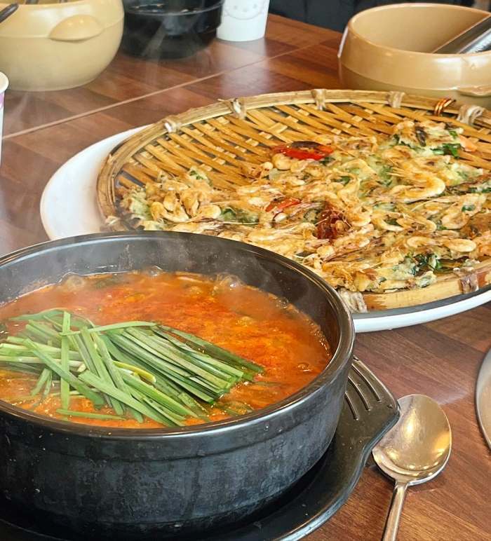 이만기 동네한바퀴 시즌2 무주 반딧불시장 어죽 맛집 어탕 국수 수제비 도리뱅뱅이 소개