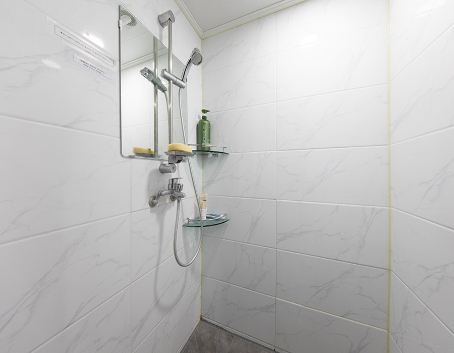 수원 인계동 유테라피 스웨디시 마사지 - 샤워실