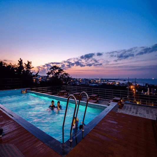 샐리스 제주 야외 수영장 전경 사진