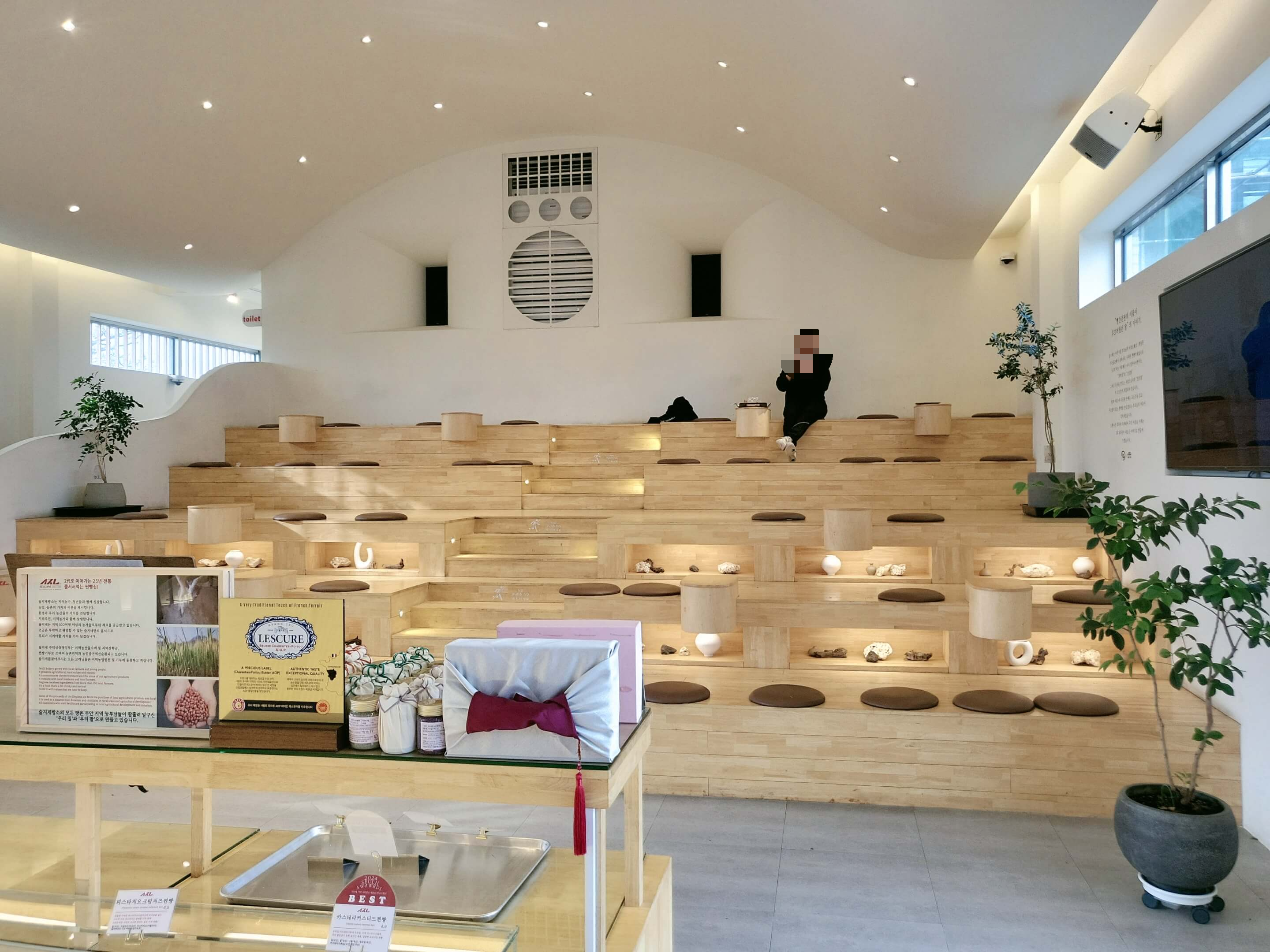 슬지제빵소 계단