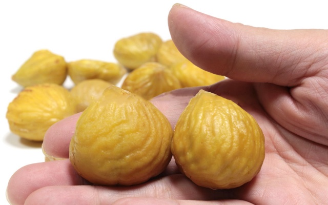 밤껍질 쉽게 벗기는 방법, 밤 전자렌지 굽기, 전자렌지 밤굽기, 군밤 만들기, 생활 팁줌 매일꿀정보