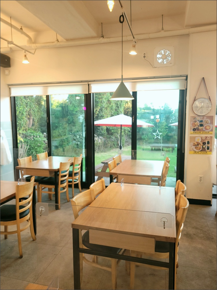 다정이네김밥-실내2