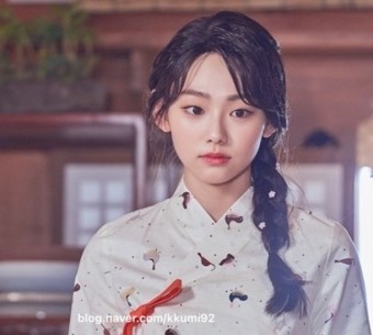 영복-사치코에-나오는-여배우입니다.