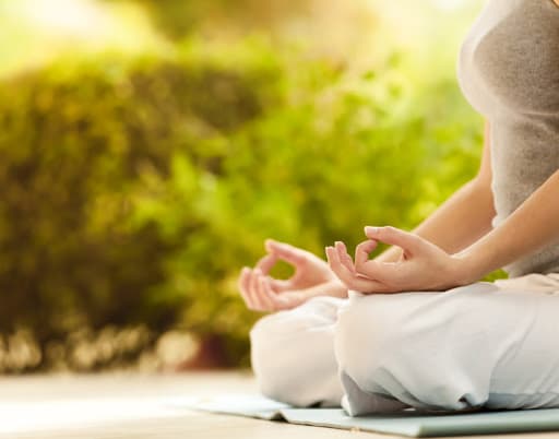 자연 치유 관점에서 본 만성 통증 관리법과 자연요법