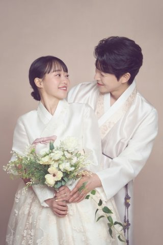 포레스텔라 배두훈 프로필