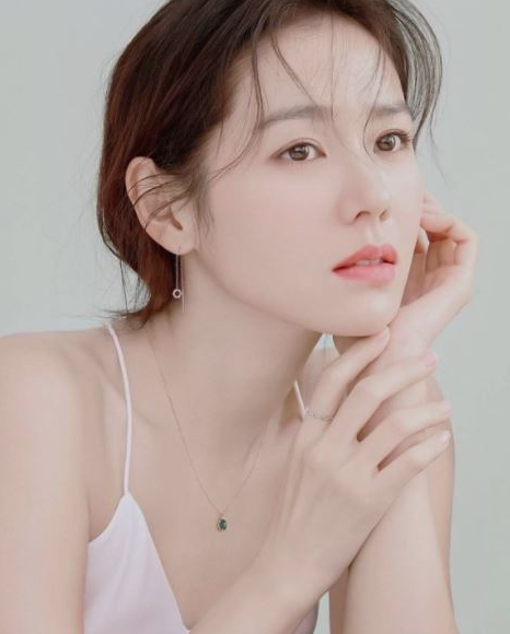 여름쿨톤 대표 연예인사진