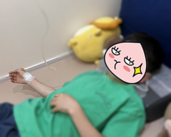 페라미플루 수액 맞는 어린이