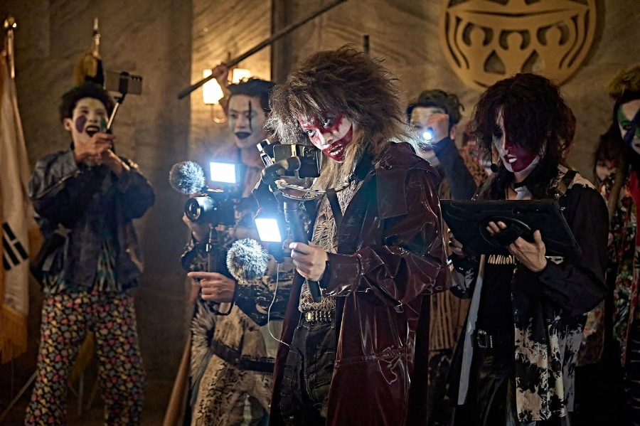 지옥 시즌2 부활한 정진수·박정자로 각 단체의 사상 대결