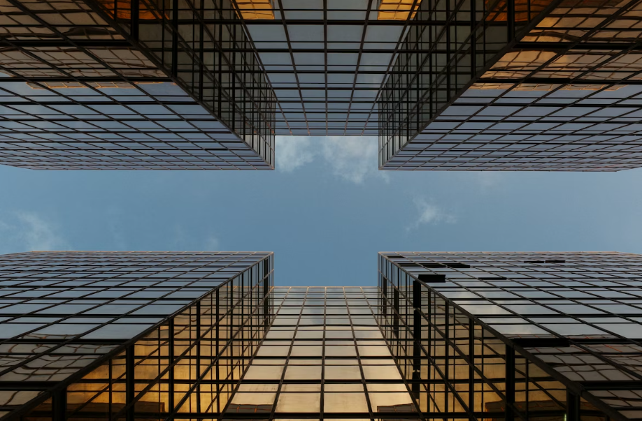 SK하이닉스의 불화수소 대량 생산 성공, EUV 핵심 소재, 중소기업 육성