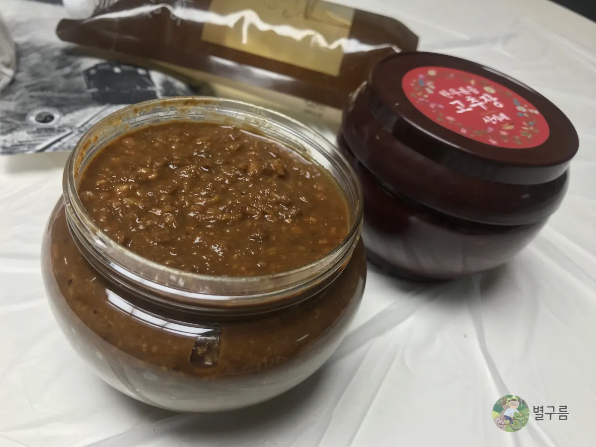 신가네칼국수-강된장-내부-뚜껑이-열려있다