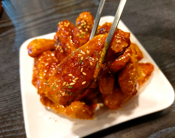 맥시칸치킨 매콤닭강정