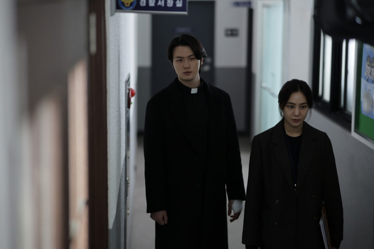 온리 갓 노우즈 에브리띵