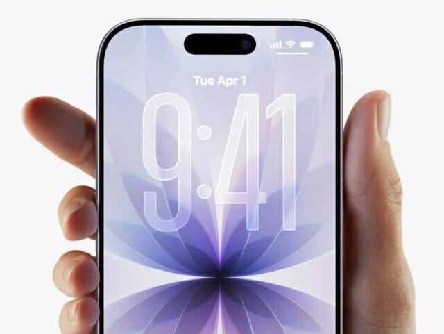 애플은 iOS 26에서 새롭게 리퀴드 글래스 디자인을 도입했다.