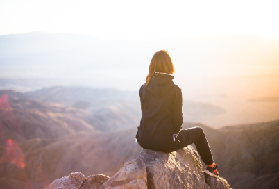 나홀로 여행과 셀프 힐링의 관계, 혼자 있는 시간이 주는 정신적인 변화