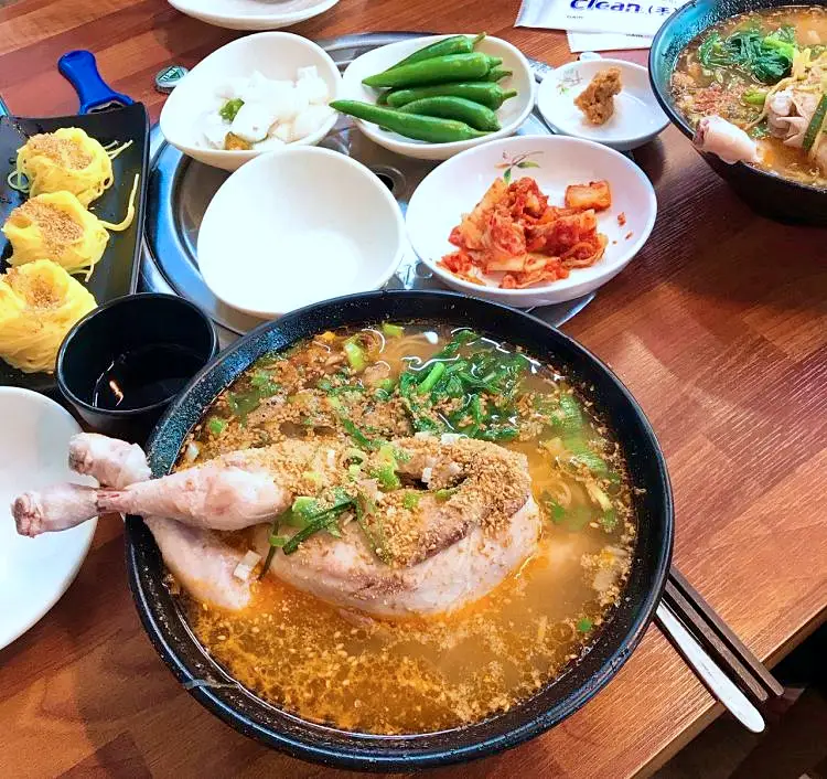 투데이 맛있는 메뉴 여름 보양식 3대 80년 노포 닭 한 마리 국수 & 닭한마리 국밥 맛있는 식당 추천 부산 초읍 맛집