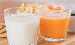 우유와 오렌지주스 사진