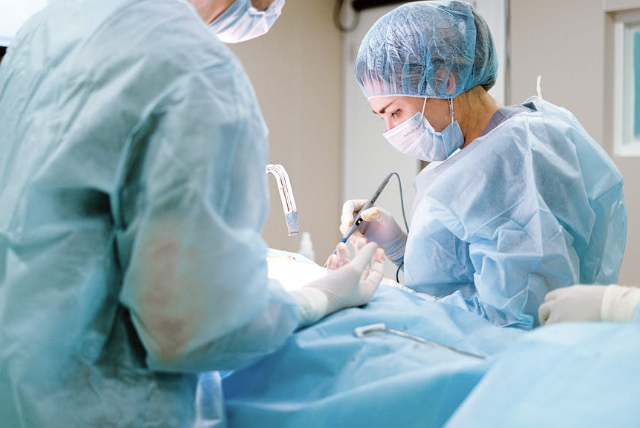 오른쪽 아랫배 콕콕