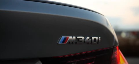 M340i 엠블럼
