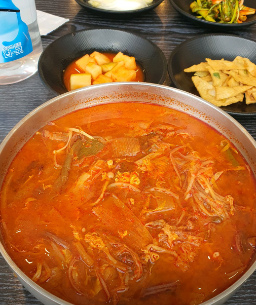 채박골 육개달 대표 메뉴