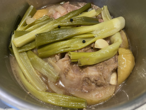 수육 맛있게 삶는법으로 요리 완성