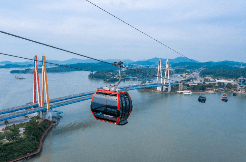 명량해상케이블카 (바다 위를 가로지르는 시원한 경험)