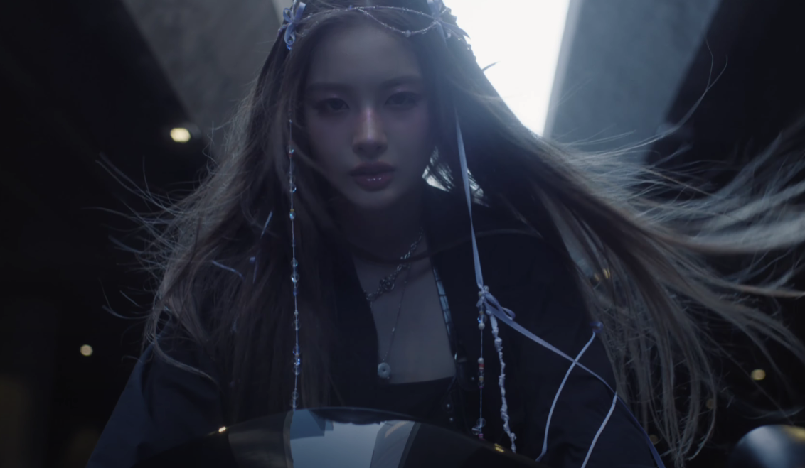 NMIXX(엔믹스) Blue Valentine