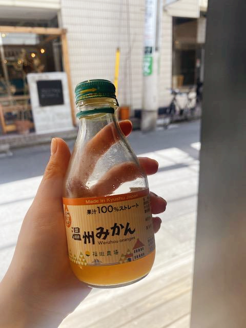 도쿄-시부야-365-DAYS-베이커리-감귤주스